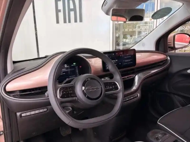Fiat 500 e 118ch my23 — photo 11