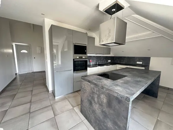 Appartement 4 pièces 87 m²