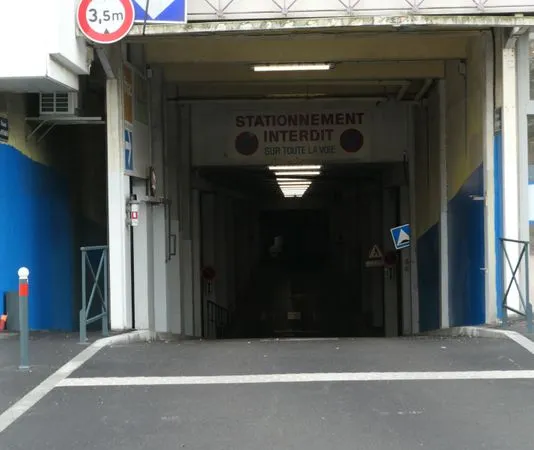 Vends lot de 5 garages 118 000