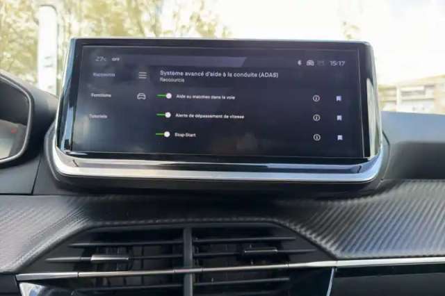 Peugeot 208 hybrid 110 ch e-dcs6 — photo 25
