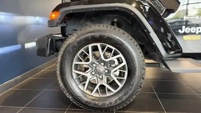 Jeep Wrangler unlimited 4xe 2.0 l t 380 ch phev 4x4 bva8 — photo 6