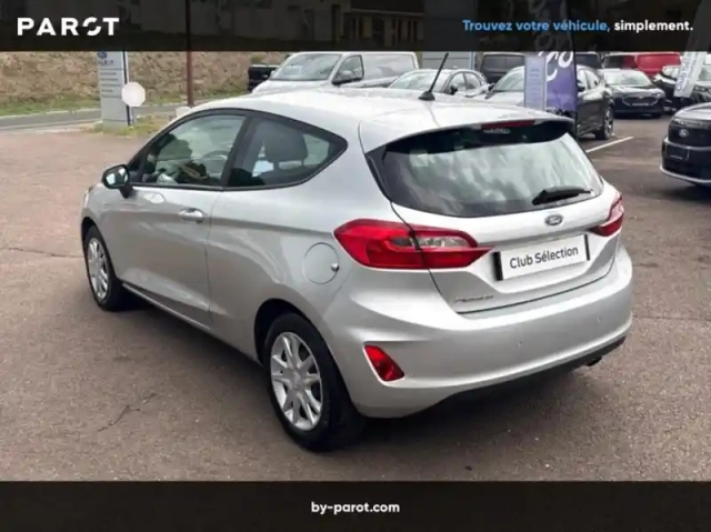 Ford Fiesta 1.5 tdci 85ch connect business 3p société — photo 13