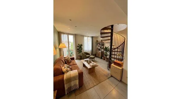 Appartement 4 pièces 77 m²