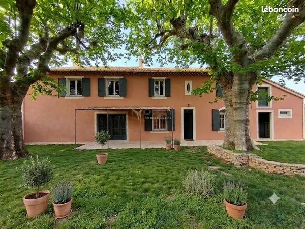 Mas 6 pièces 200 m²