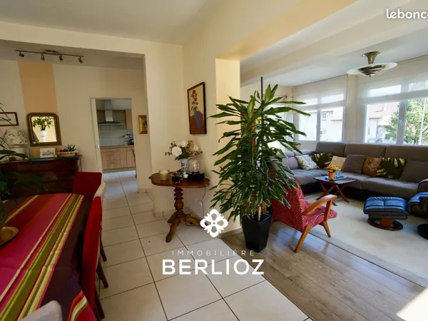 Maison 7 pièces 149 m²