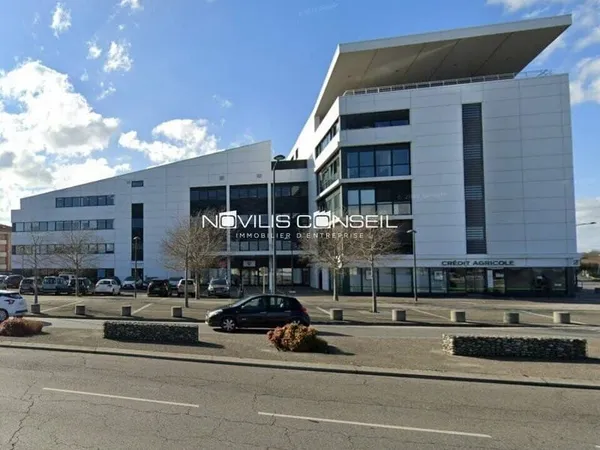 Bureau 1337 m²