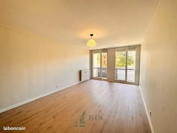 Appartement 2 pièces 70 m²
