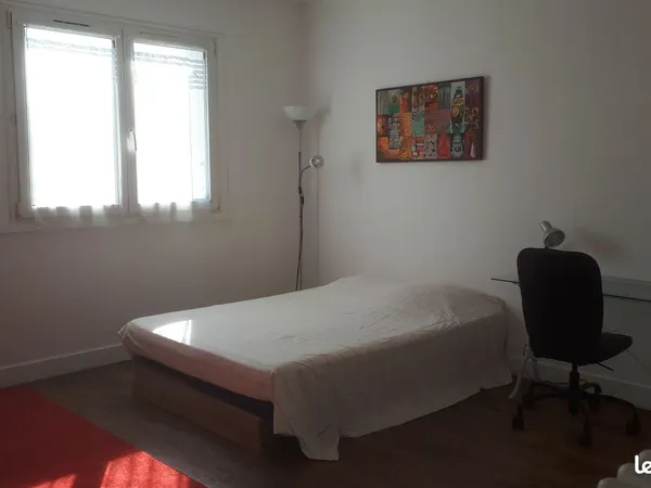 Chambre meublée 16 m2 La Rochelle