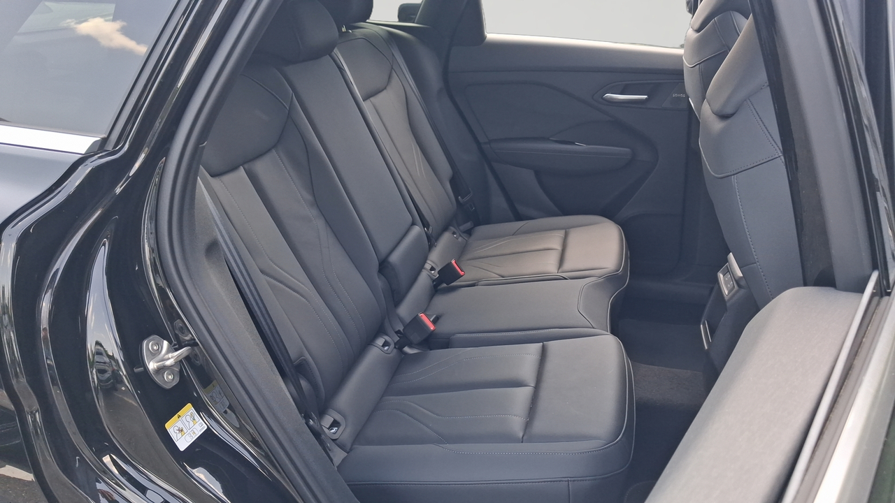 Audi Q3 TFSI 150 ch Hybride S tronic 7 — photo 22