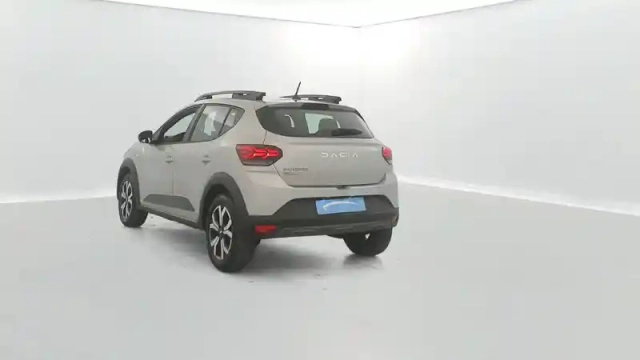 Dacia Sandero eco-g 100 — photo 21