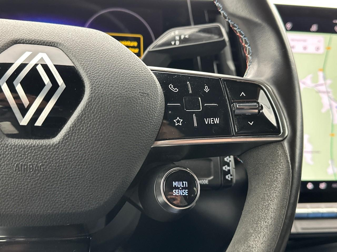 Renault Austral e-tech hybrid 200 iconic esprit alpine — photo 21