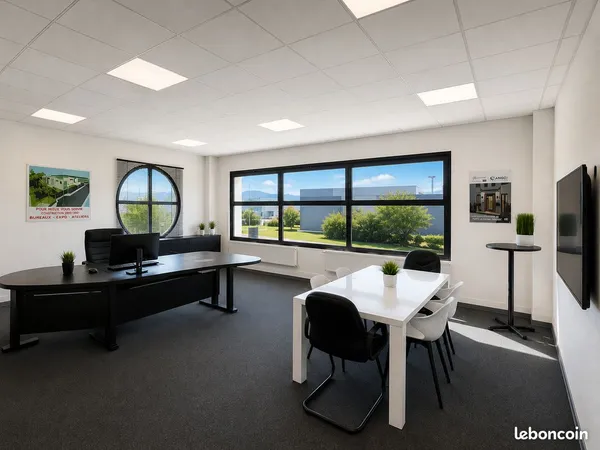 Bureau 40 m² neuf climatisé + parking sécurisé - Wintzenheim