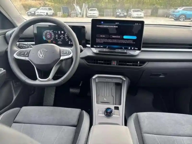 Volkswagen T-Roc fl nouveau nf 1.5 etsi hybrid 116ch d — photo 8