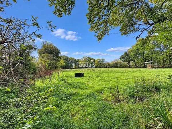 Terrain agricole en secteur calme