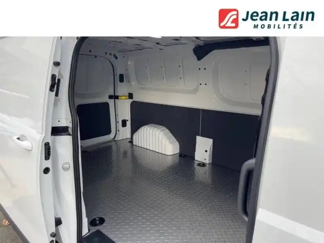 Maxus Edeliver7 deliver7 fourgon l2h1 2.0d 150 ch — photo 35