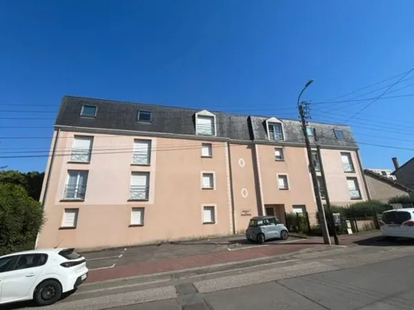 Studio 1 pièce 28 m²