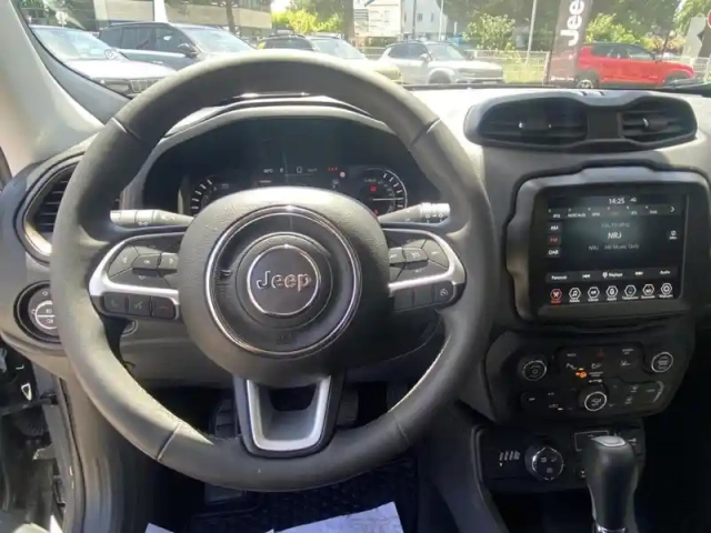 Jeep Renegade 1.3 t4 240h 180 4xe phev hybrid 11.4 kwh e-awd awd bva upland — photo 12
