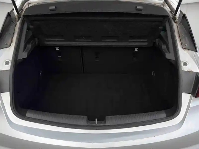 Opel Astra 1.2 turbo 130ch elegance business 7cv — photo 5