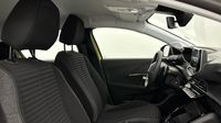 Peugeot 208 1.2 Hybrid 100ch Active e-DCS6 — photo 15