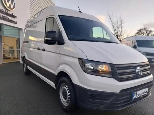 Volkswagen Crafter fg 35 l3h3 2.0 tdi 140ch business traction — photo 11