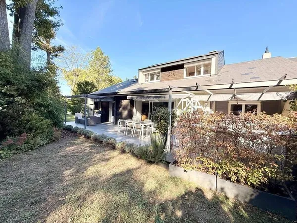 Maison 5 pièces 160 m²