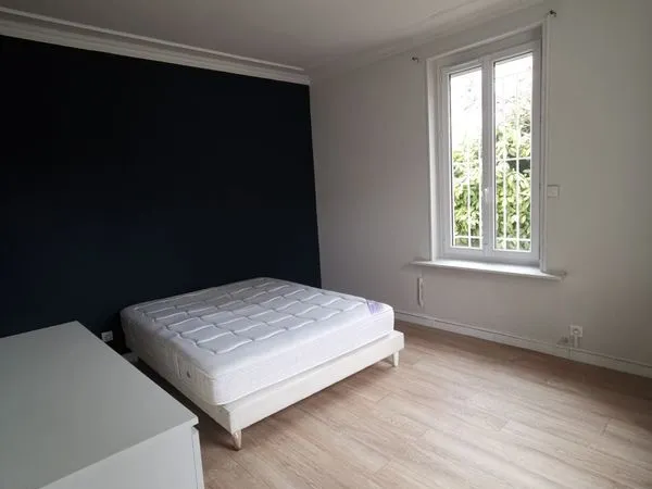 Chambre à Louer - Maison à Bron