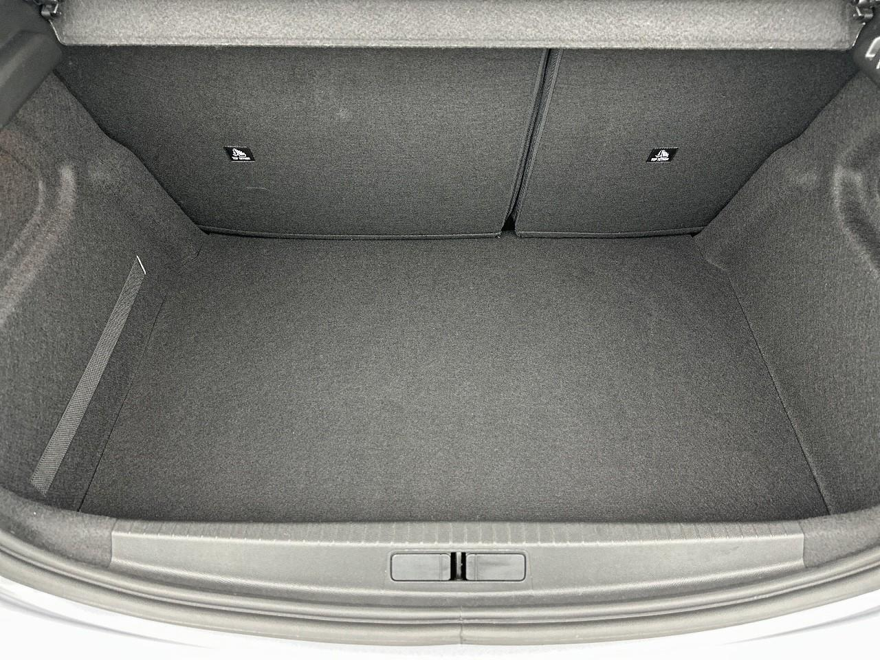 Peugeot 208 puretech 100 s&s bvm6 allure — photo 6
