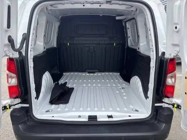 Peugeot Partner fourgon m 650 kg bluehdi 130 s&amp;s eat8 — photo 6