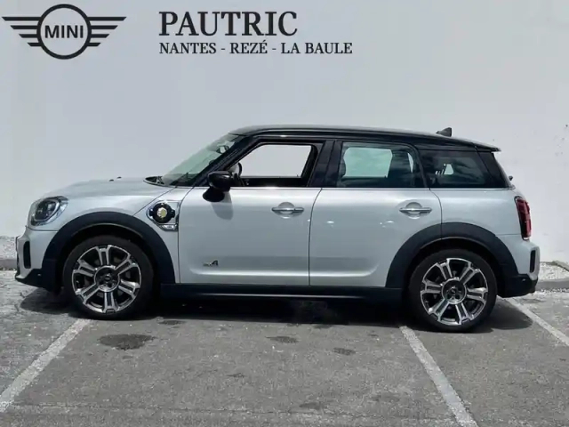 Mini Countryman cooper se  125ch + 95ch yours all4 bva6 — photo 24