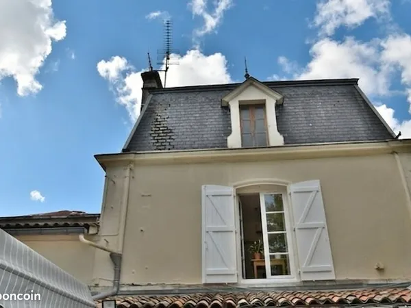 Local 240 m²