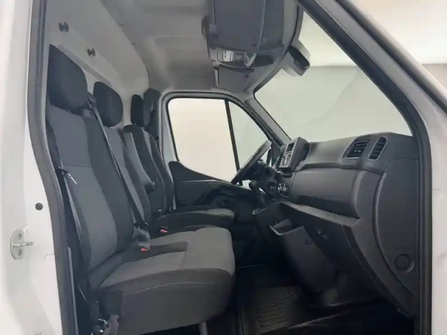 Renault Master fgn trac f3500 l2h2 blue dci 135 — photo 32