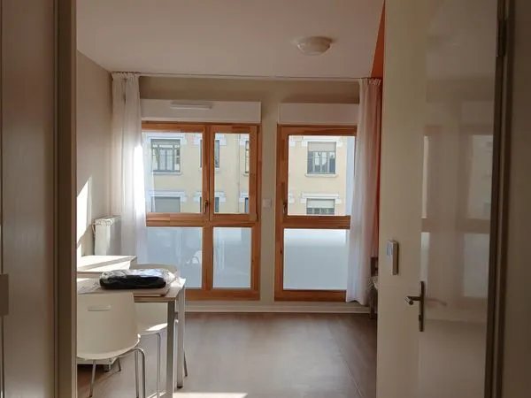 Studio meublé