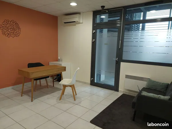 Local professionnel à louer