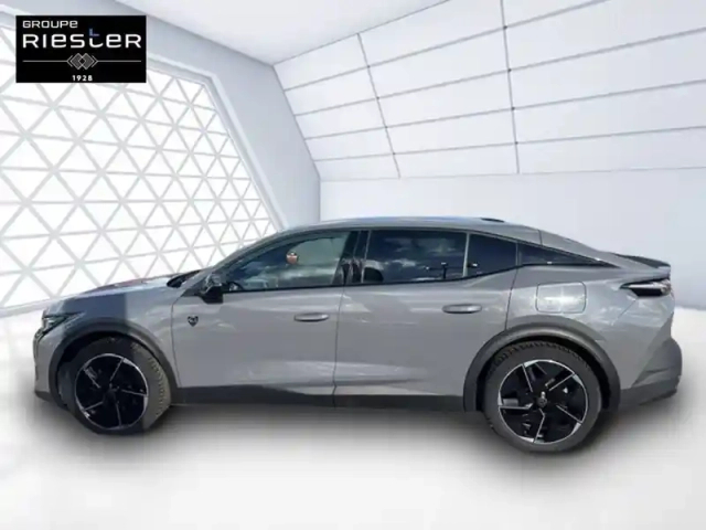 Peugeot 408 phev 225 e-eat8 — photo 8