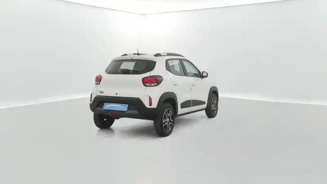 Dacia Spring — photo 14