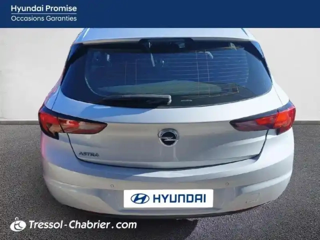 Opel Astra 1.2 turbo 130 ch bvm6 elegance business — photo 4