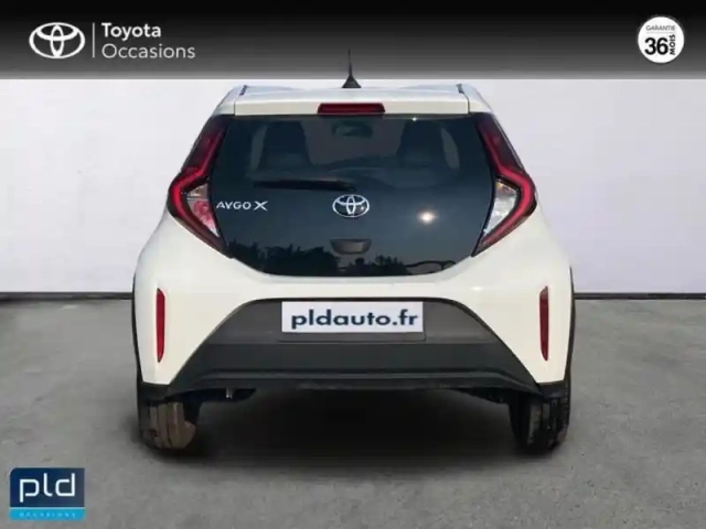 Toyota Aygo x 1.0 vvt-i 72ch dynamic my24 — photo 6