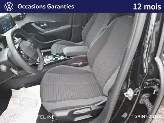 Peugeot 2008 e- 136ch style — photo 5