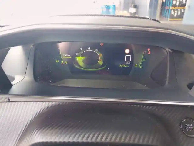 Peugeot 2008 puretech 130 s&amp;s bvm6 — photo 10