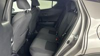 Toyota C-Hr 122h Edition 2WD E-CVT MY20 — photo 13