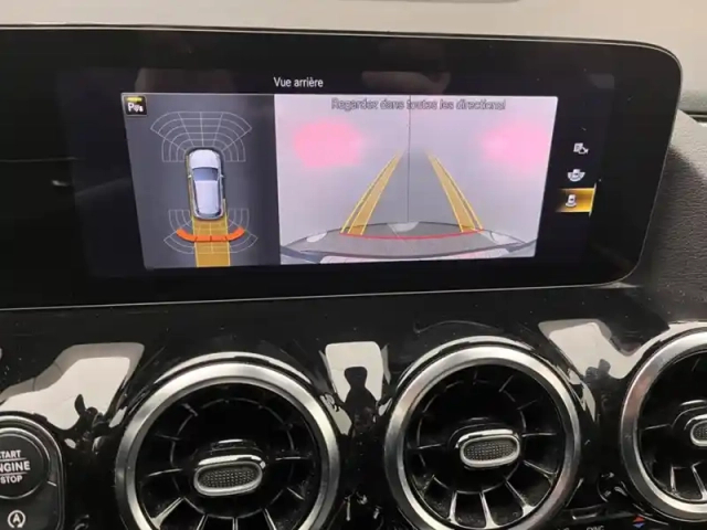 Mercedes Gla 200 d amg line — photo 16