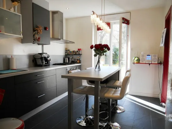 Appartement meublé 2 pièces 52 m² cave et jardin commun à louer à METZ Sablon