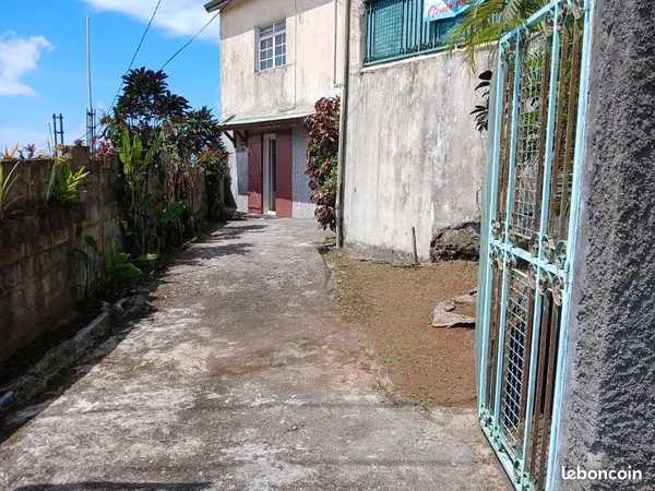Location F2