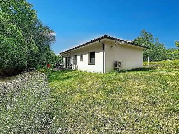 Maison de plain-pied 4 pièces 82 m²