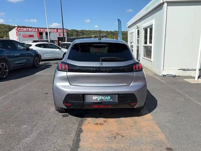 Peugeot 208 electrique 50 kwh 136ch — photo 18