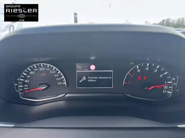 Peugeot 2008 puretech 100 s&amp;s bvm6 — photo 43