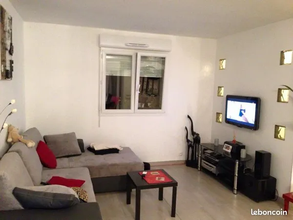 Maison 2 chambres proche cérences