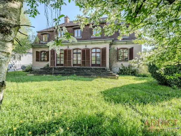 Proprieté de charme avec beaux espaces à Mittelhausbergen, a