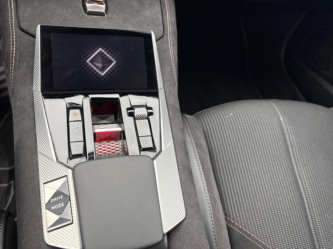 Ds Ds 4 puretech 130ch performance line + automatique — photo 19