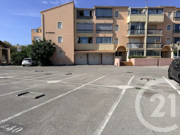 Parking 10 m²